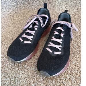 Brooks Levitate 2 Running Sneakers Black Pink Lace Up Neutral DNA AMP Size 9.5